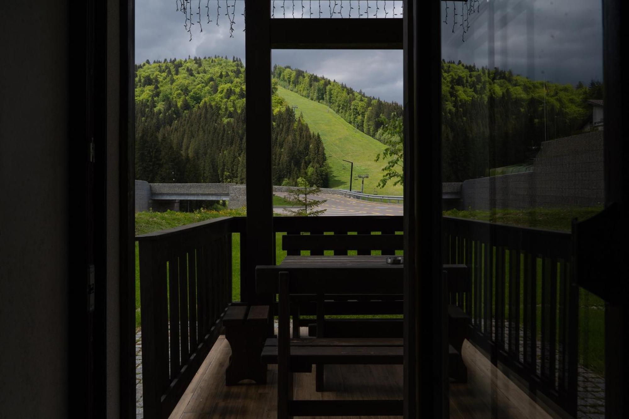 Greitser Elit Chalet Bukovel Ngoại thất bức ảnh